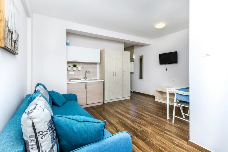 Aparthotel Apartments Maestral
