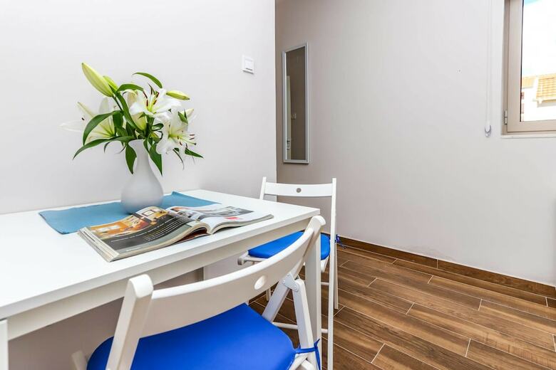 Aparthotel Apartments Maestral