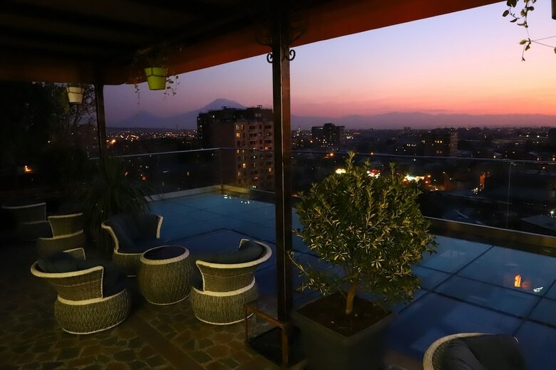 Konyak Hotel