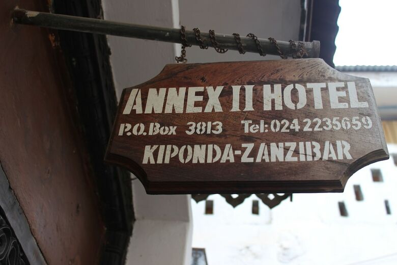 Annex II Hotel Kiponda