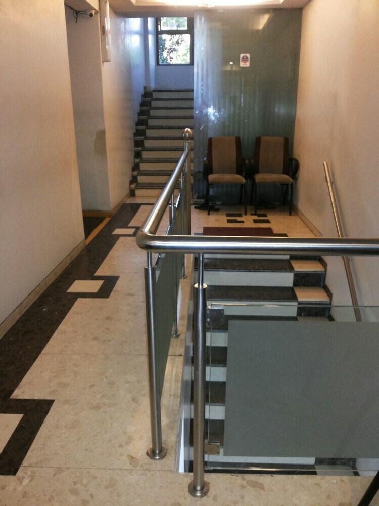 Hostal Hotel Navi Mumbai
