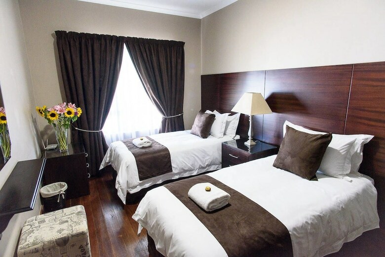 Apartamentos La Bri Self Catering