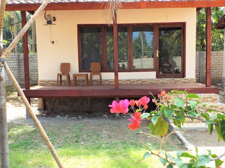 Bed & Breakfast Coconut Bungalow