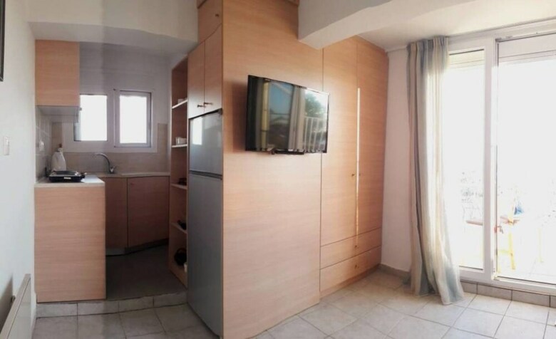 Top Studio Apartment In Voula