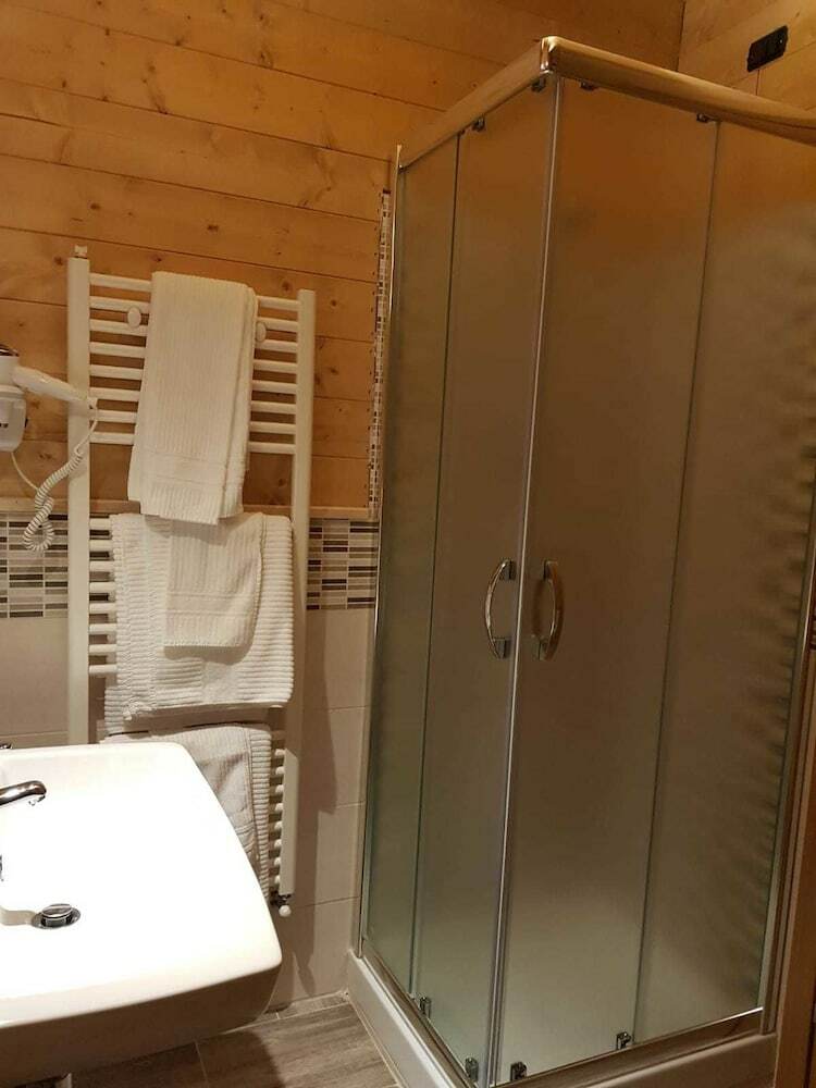 Apartamento Lorica Suite Lago