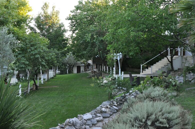 Hotel Heybeli Garden Otel