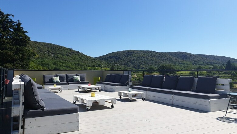 Hostal Hostel Les Terrasses Du Roc