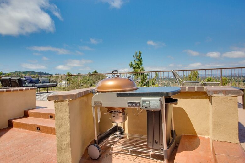 Stunning 5br/3.5ba House In La Jolla