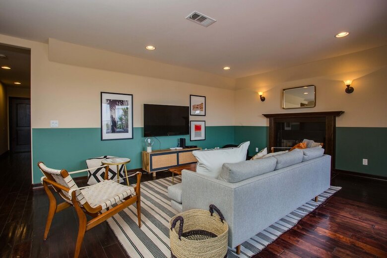 Stunning 5br/3.5ba House In La Jolla