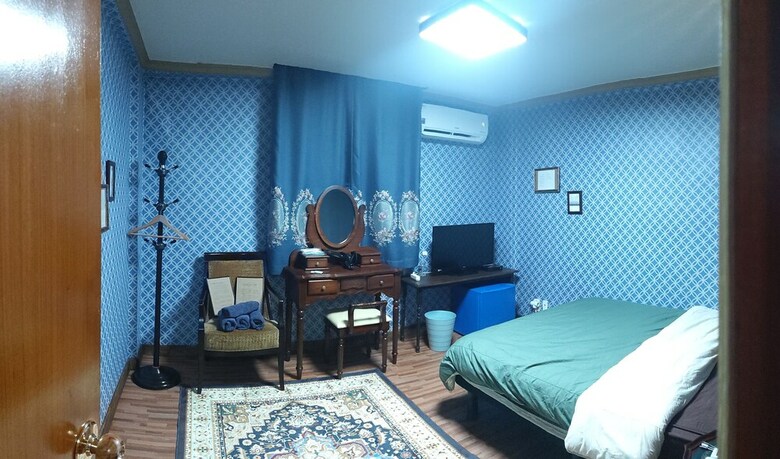 Mokhwa Hotel