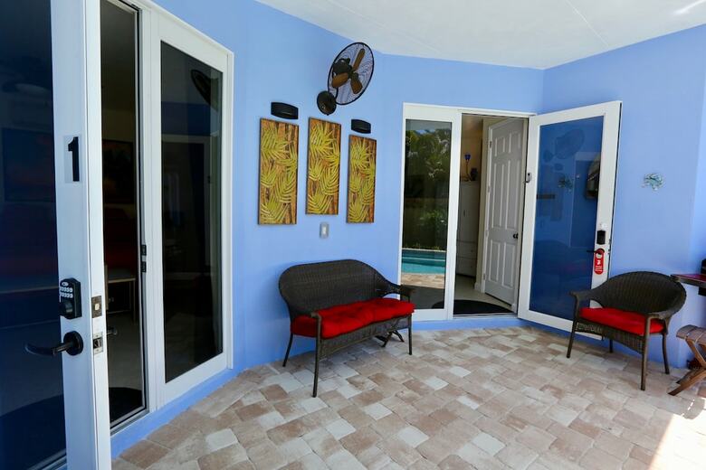 Bed & Breakfast Fantasy Island Inn Caters To Men