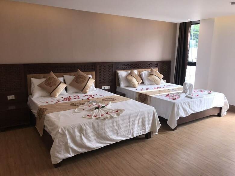 Romance Hotel