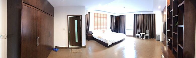 Romance Hotel
