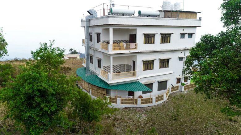 Charekh Food & Forest Resort
