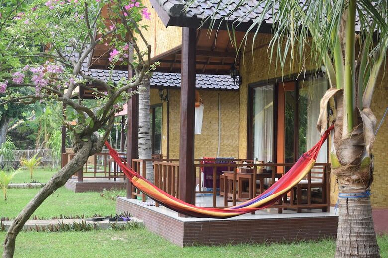 Hostal Oyo 1198 Kulkul Bungalow