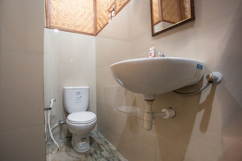 Hostal Oyo 1198 Kulkul Bungalow