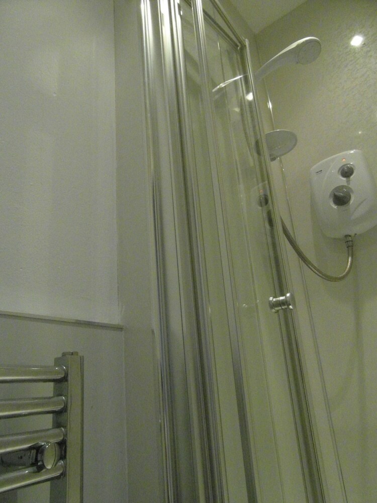 Hotel Jasmine Central Guest House