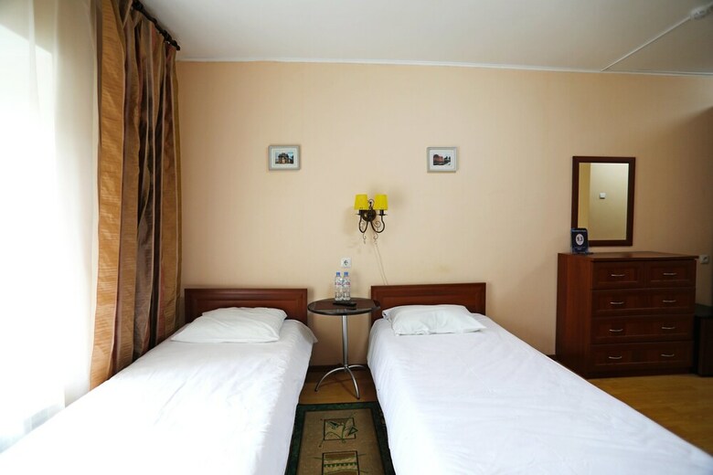 Hostal U Krasnogo Mosta - Hostel