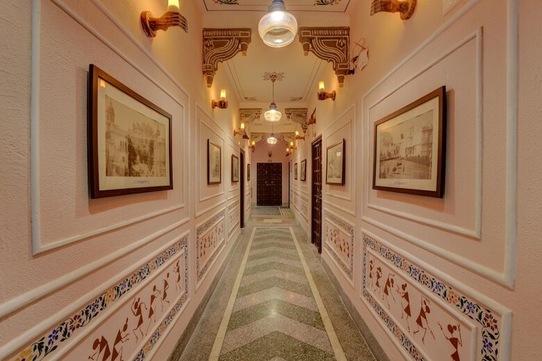 Hotel Janak Vilas
