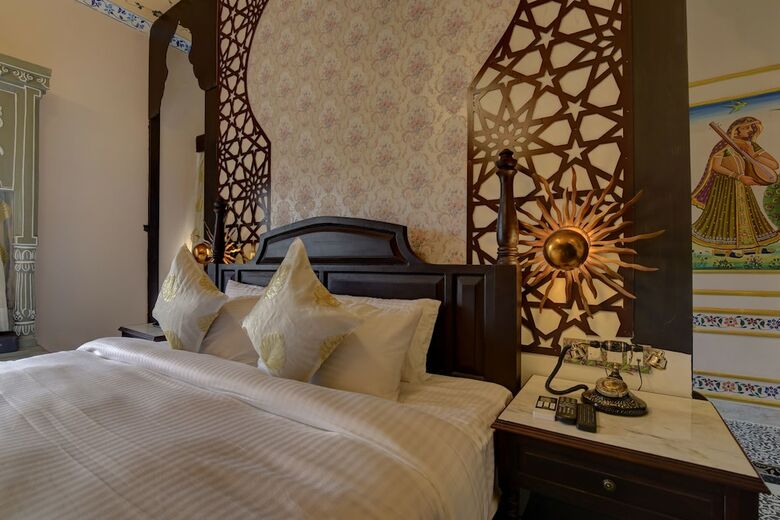 Hotel Janak Vilas