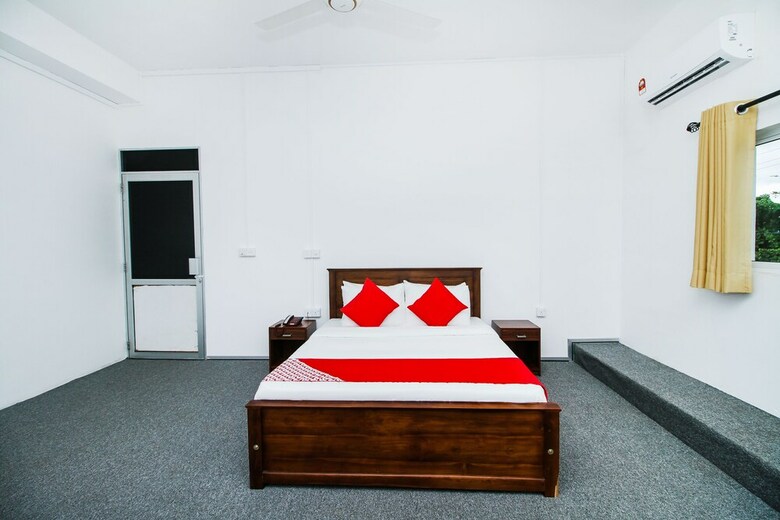 Oyo 289 Grand Ray Hotel