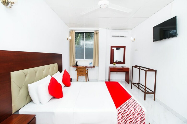 Oyo 289 Grand Ray Hotel
