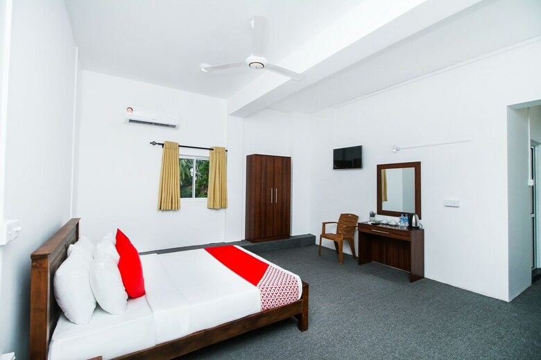 Oyo 289 Grand Ray Hotel