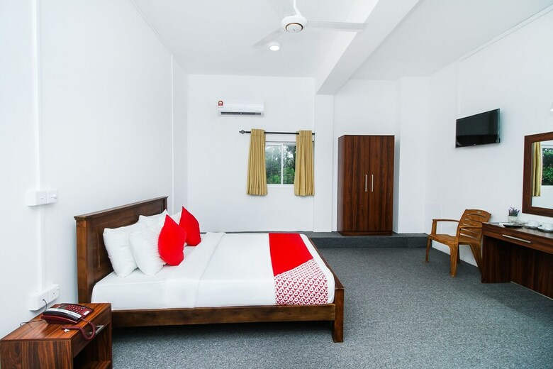 Oyo 289 Grand Ray Hotel