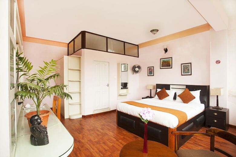 Oyo 511 The Britt Boutique Hotel