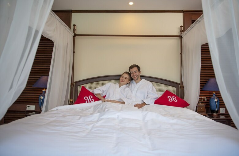 Heritage Cruises Cat Ba Archipelago