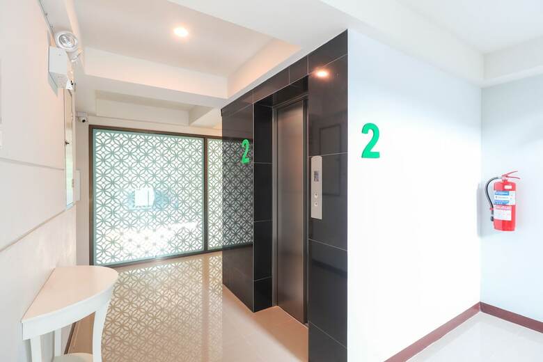Oyo 374 Room Lanna Hotel