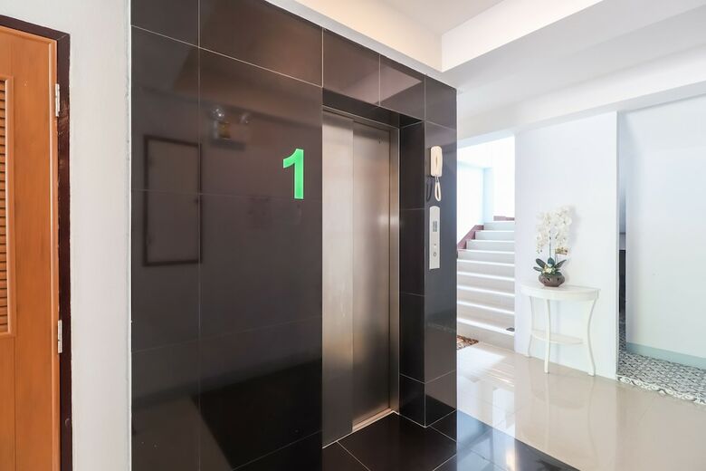 Oyo 374 Room Lanna Hotel