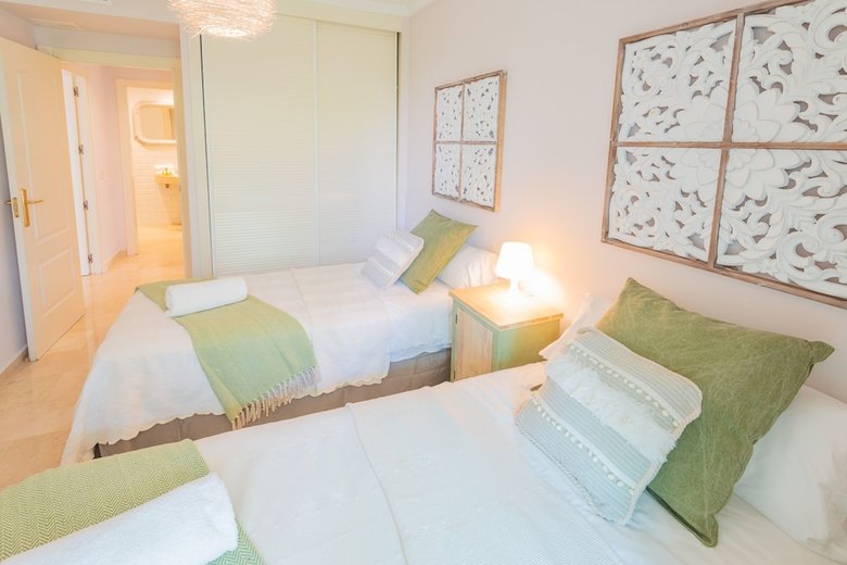 Apartamento Terrazas de Ban�s Sunlit Retreat