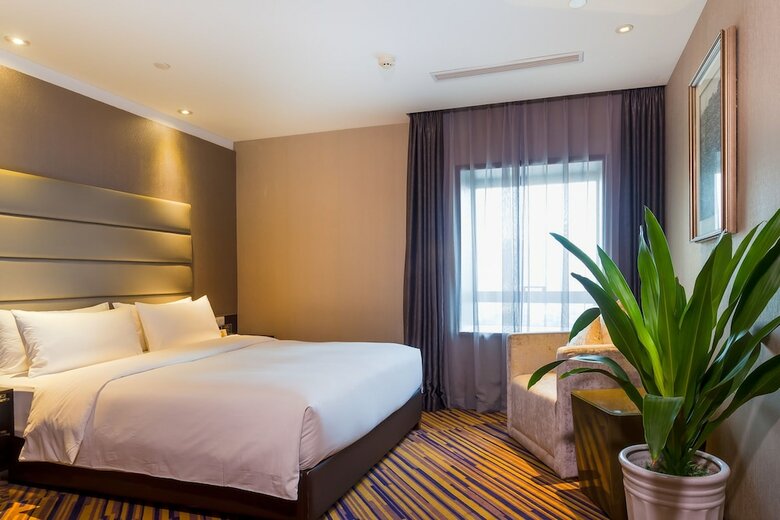 Chongqing Yimei Hotel