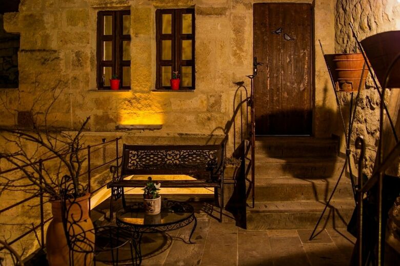 Hotel Gulten Sultan Konagi
