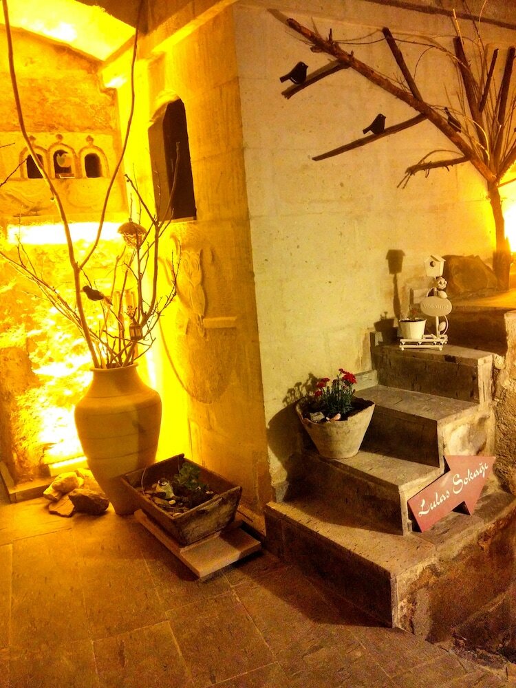 Hotel Gulten Sultan Konagi
