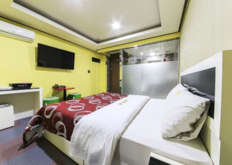 M Hotel