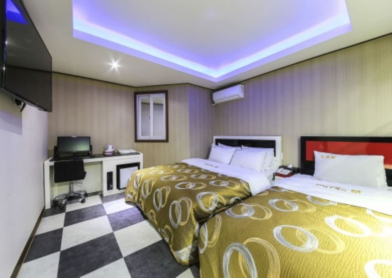 M Hotel