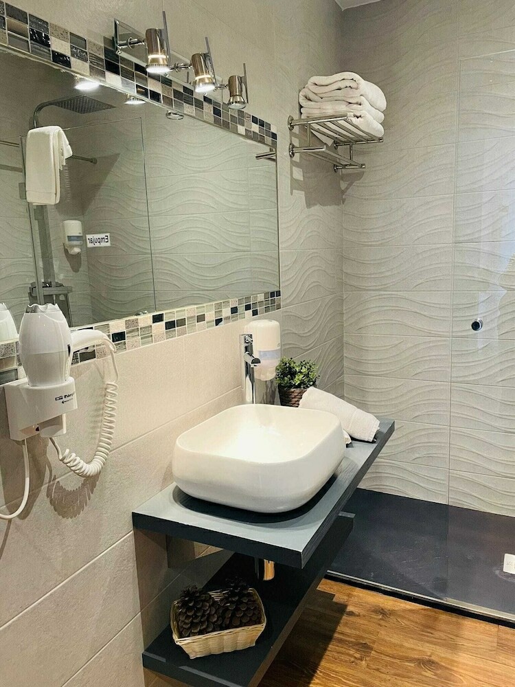Hotel Qb Almagro Centro