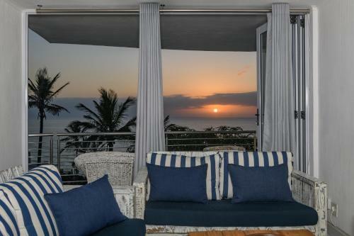 Apartamentos Chakas Cove
