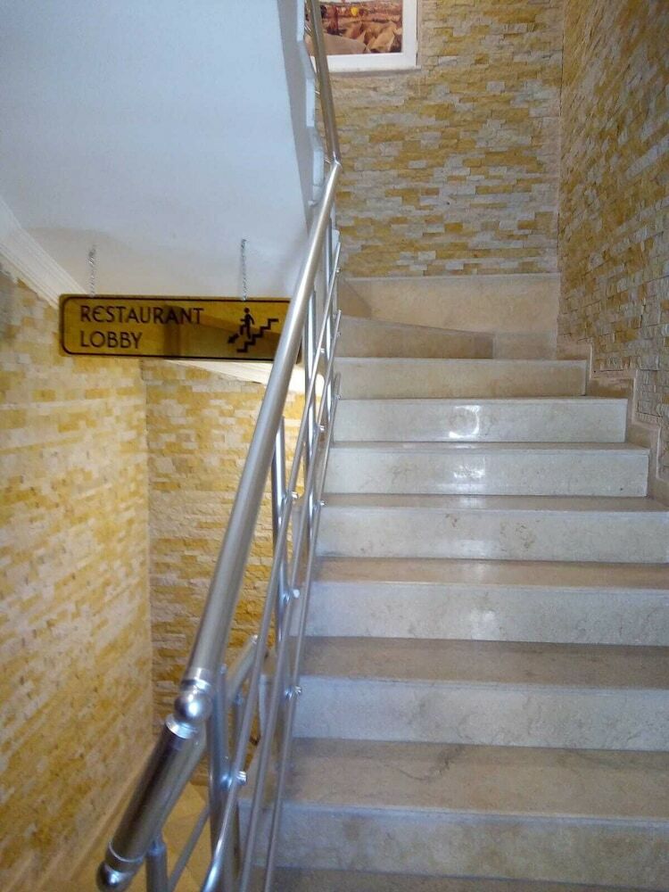 Asmir Suites Hotel
