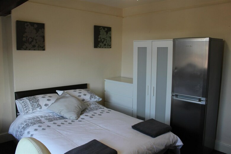 Hotel John St. Town House