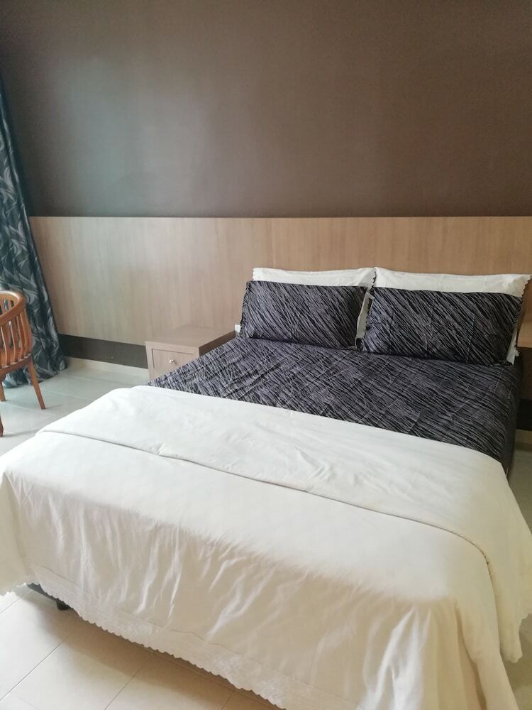 Hotel Kb By Lawangsuite