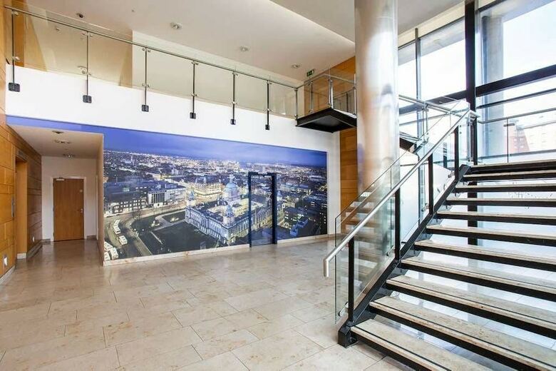 Central Belfast Apartments: Victoria