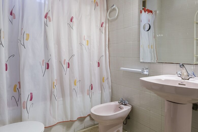 Apartamentos A&n Larios 3