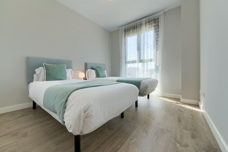 Apartamentos Holidays2 Malaga Ciza�a