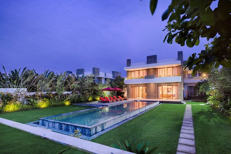 Kutus Kutus Keramas Villa