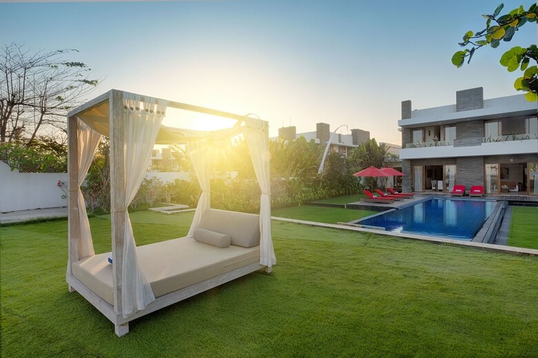 Kutus Kutus Keramas Villa