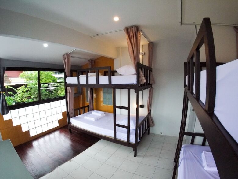 Hostal Bed De Bell Hostel