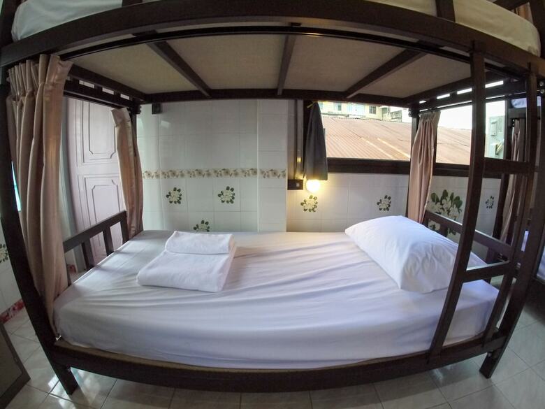 Hostal Bed De Bell Hostel